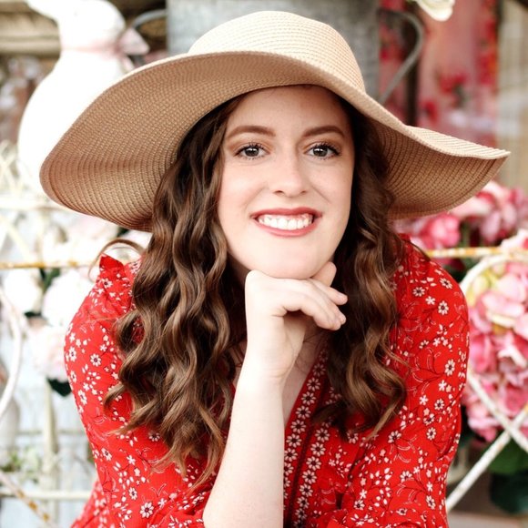 Meet the Posher Other - Meet your Posher, Emma